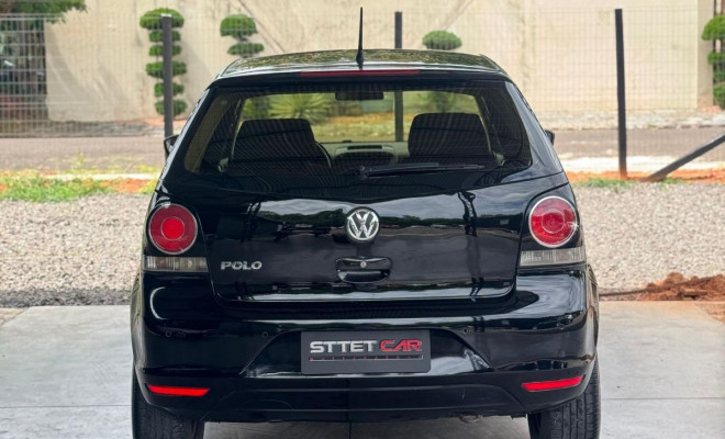 VW - VolksWagen Polo 1.6 E-Flex 8V 5p 2013 Flex-4