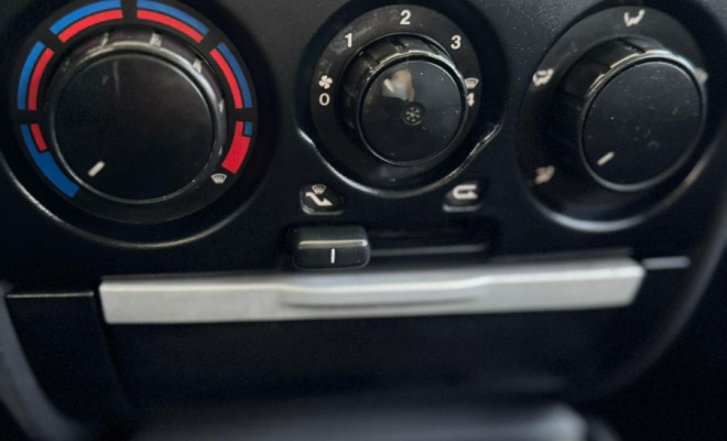 Fiat Palio ELX 1.3 mpi Flex 8V 4p 2005 Flex-8