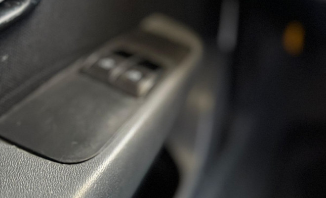 Fiat Palio ELX 1.3 mpi Flex 8V 4p 2005 Flex-10