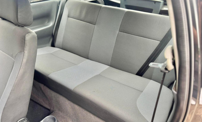 VW - VolksWagen Gol City (Trend) 1.0 Mi Total Flex 8V 2p 2009 Flex-7