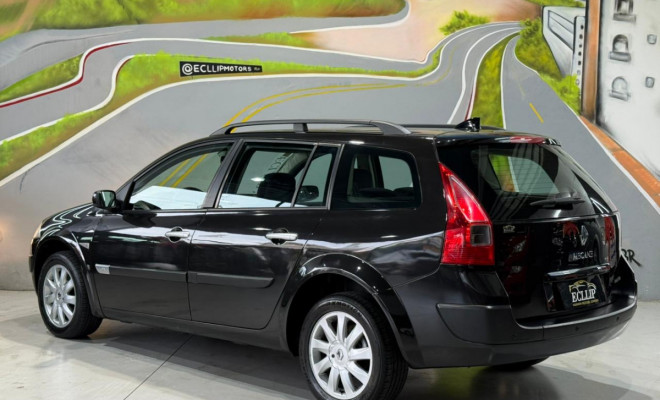 Renault Megane Grand Tour Dynam. Hi-Flex 1.6 16V 2013 Flex-1