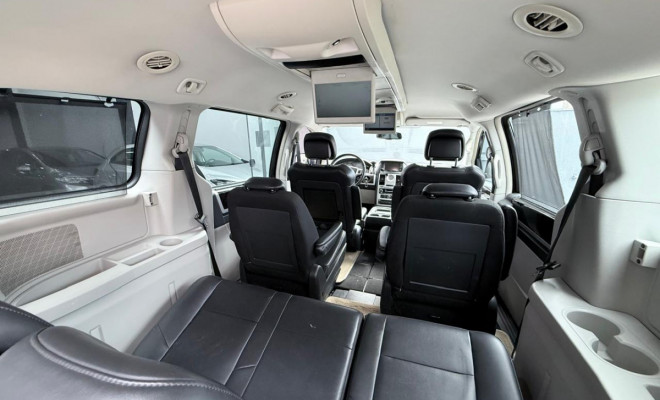 Chrysler TOWN & COUNTRY Limited 3.8 /3.6 V6 Aut. 2010 Gasolina-3