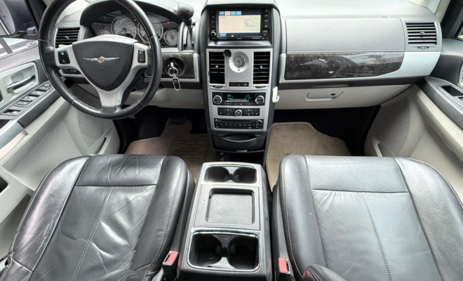 Chrysler TOWN & COUNTRY Limited 3.8 /3.6 V6 Aut. 2010 Gasolina-0