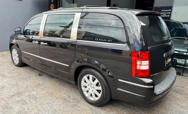 Chrysler TOWN & COUNTRY Limited 3.8 /3.6 V6 Aut. 2010 Gasolina-1
