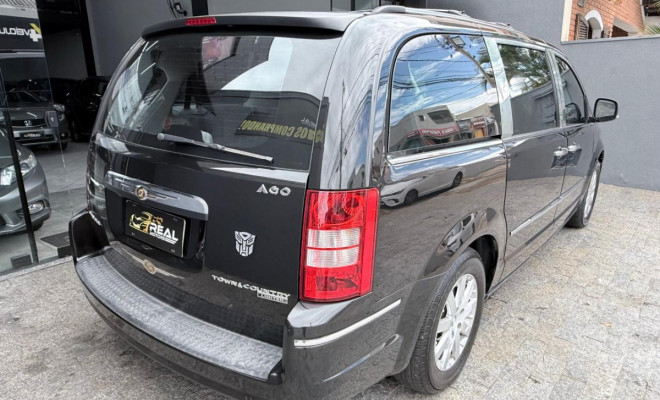 Chrysler TOWN & COUNTRY Limited 3.8 /3.6 V6 Aut. 2010 Gasolina-6