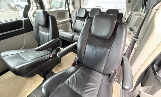 Chrysler TOWN & COUNTRY Limited 3.8 /3.6 V6 Aut. 2010 Gasolina-15