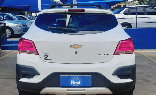 GM - Chevrolet ONIX HATCH ACTIV 1.4 8V Flex 5p Mec. 2017 Flex-3