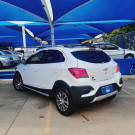 GM - Chevrolet ONIX HATCH ACTIV 1.4 8V Flex 5p Mec. 2017 Flex-2