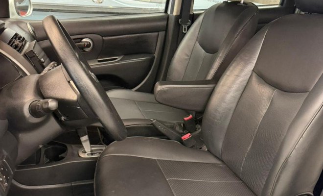 Nissan LIVINA SL 1.8 16V Flex Fuel Aut. 2012 Flex-5