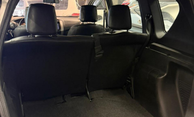 Nissan LIVINA SL 1.8 16V Flex Fuel Aut. 2012 Flex-7