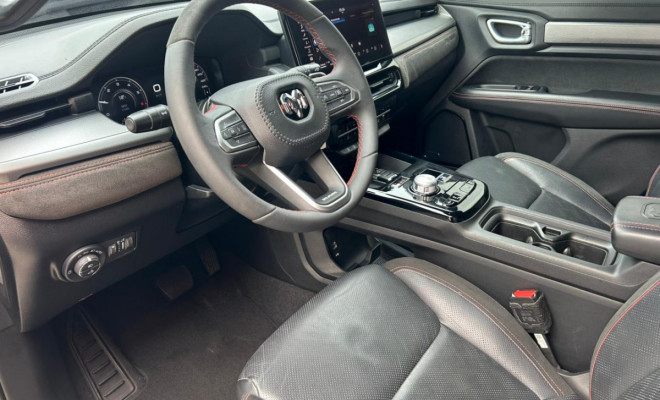 RAM RAMPAGE R/T HURRIC. 4 2.0 TB CD 4X4 Aut. 2024 Gasolina-10