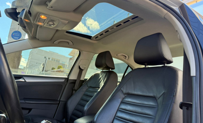 VW - VolksWagen JETTA Highline 2.0 TSI 16V 4p Tiptronic 2013 Gasolina-6