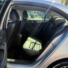 VW - VolksWagen JETTA Highline 2.0 TSI 16V 4p Tiptronic 2013 Gasolina-8