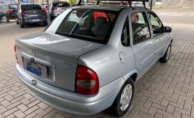 GM - Chevrolet Corsa Sed.Wind 1.0/Millenium/Classic VHC 2001 Gasolina-2