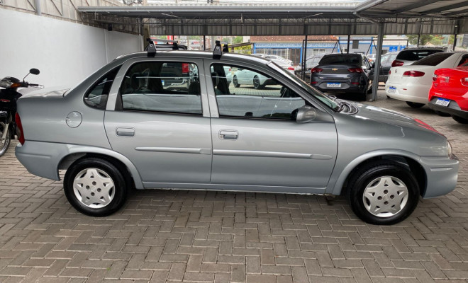 GM - Chevrolet Corsa Sed.Wind 1.0/Millenium/Classic VHC 2001 Gasolina-8