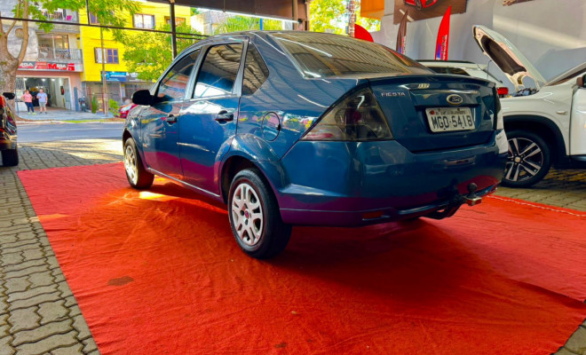 Ford Fiesta Sed. 1.6 8V Flex 4p 2011 Flex-1