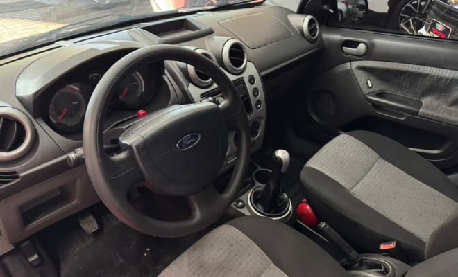 Ford Fiesta Sed. 1.6 8V Flex 4p 2011 Flex-5