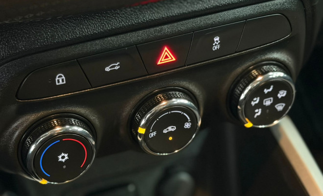 GM - Chevrolet ONIX HATCH LT 1.0 12V Flex 5p Mec. 2024 Flex-12