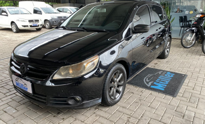 VW - VolksWagen Gol (novo) 1.0 Mi Total Flex 8V 4p 2011 Flex-2