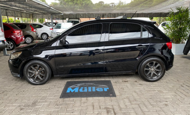 VW - VolksWagen Gol (novo) 1.0 Mi Total Flex 8V 4p 2011 Flex-0