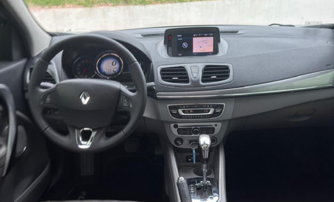 RENAULT FLUENCE PRIVILÈGE 2.0 AUT. 2015 | TETO SOLAR E CONFORTO PREMIUM.-10