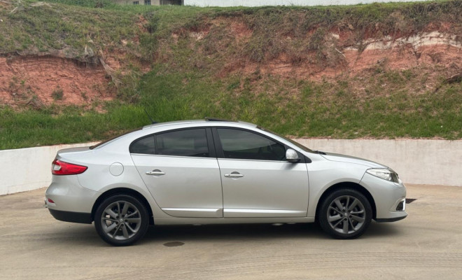 RENAULT FLUENCE PRIVILÈGE 2.0 AUT. 2015 | TETO SOLAR E CONFORTO PREMIUM.-16