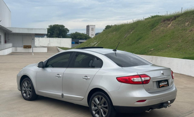 RENAULT FLUENCE PRIVILÈGE 2.0 AUT. 2015 | TETO SOLAR E CONFORTO PREMIUM.-15