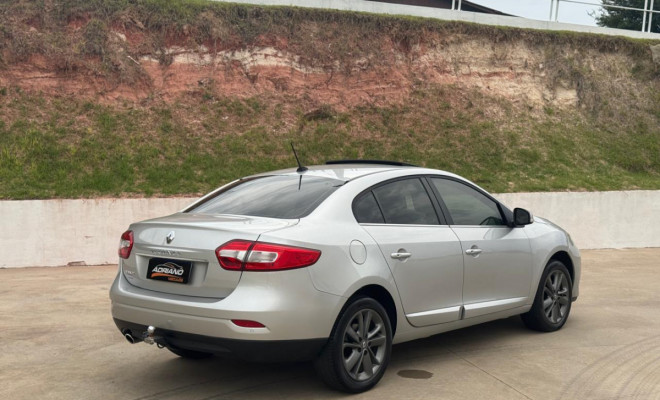 RENAULT FLUENCE PRIVILÈGE 2.0 AUT. 2015 | TETO SOLAR E CONFORTO PREMIUM.-2