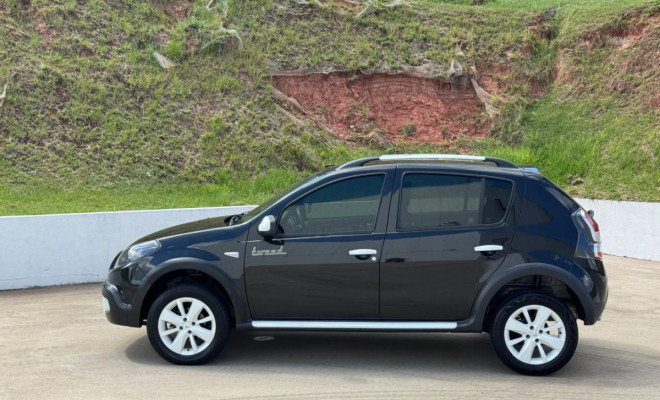 SANDERO STEPWAY 1.6 AUT. 2014 | ESPAÇO E ROBUSTEZ COM CONFORTO AUTOMÁTICO-13