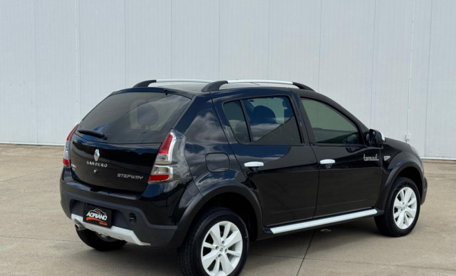 SANDERO STEPWAY 1.6 AUT. 2014 | ESPAÇO E ROBUSTEZ COM CONFORTO AUTOMÁTICO-2
