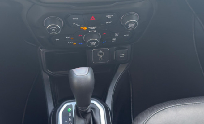 RENEGADE LONGITUDE 1.8 2021 | CONFORTO, TECNOLOGIA E ACABAMENTO SUPERIOR.-16