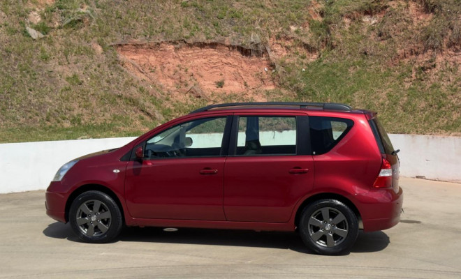 NISSAN LIVINA SL 1.8 AUT 2012 | ÚNICA DONA E 74 MIL KM.-21