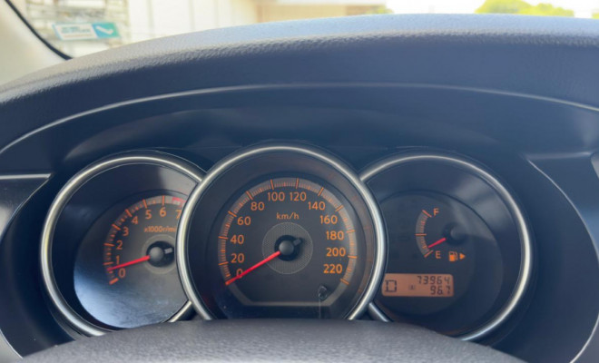 NISSAN LIVINA SL 1.8 AUT 2012 | ÚNICA DONA E 74 MIL KM.-3