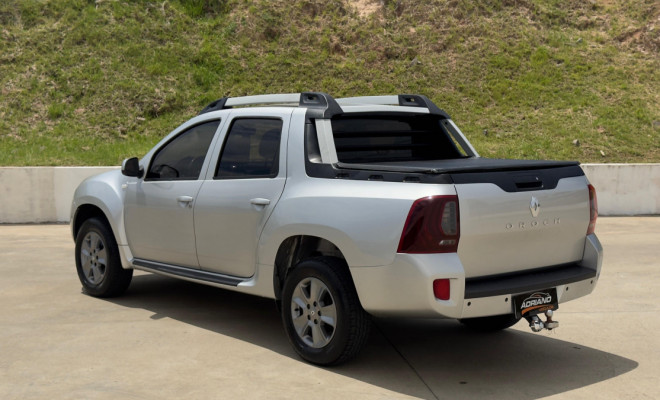 OROCH DYNAMIQUE 1.6 2022 | A VERSATILIDADE DA PICAPE COM O CONFORTO DO SUV.-12