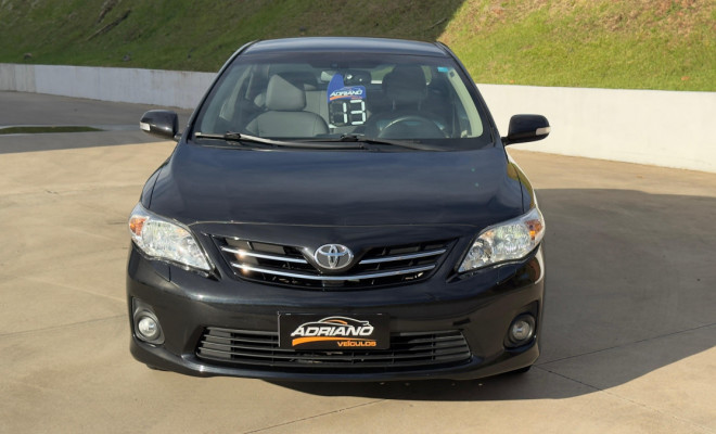 COROLLA ALTIS 2.0 AUT 2013 | RARIDADE - APENAS 37.000 KM - REVISÕES NA CONCESSIONÁRIA-0