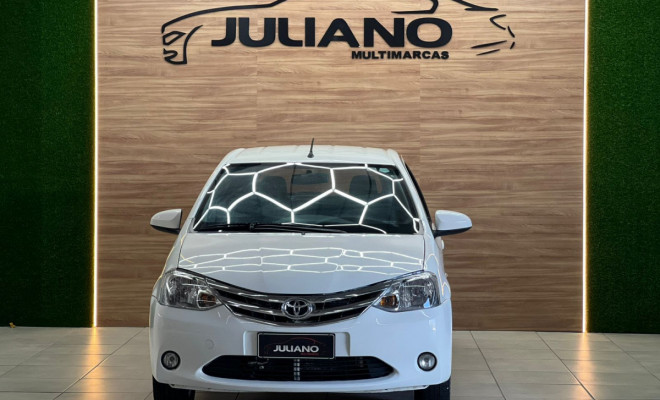Toyota ETIOS XLS 1.5 Flex 16V 5p Mec. 2014 Flex-12