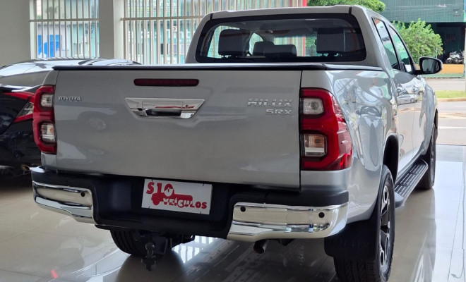 Toyota Hilux CD SRX 4x4 2.8 TDI 16V Diesel Aut. 2022 Diesel-2