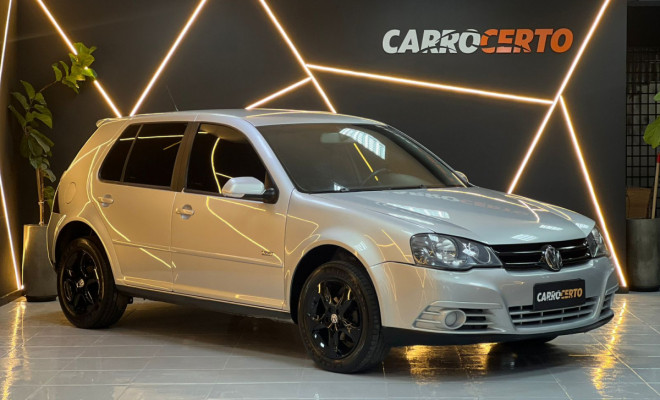 VW - VolksWagen Golf  TECH 1.6  2009 Flex   ESSE NÃO VAI DURAR EM ESTOQUE