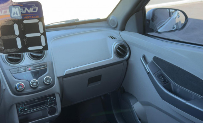 AGILE LTZ 1.4 2013 | TOP DE LINHA - APENAS 103.000 KM-9