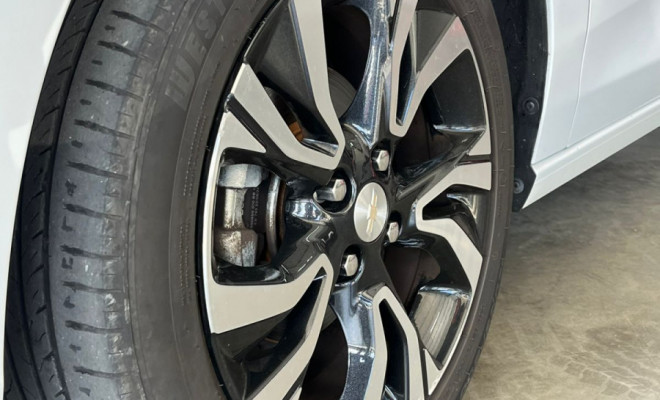 GM - Chevrolet ONIX SED. Plus PREM. 1.0-8