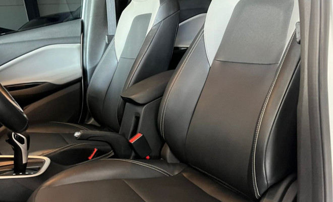 GM - Chevrolet ONIX SED. Plus PREM. 1.0-6