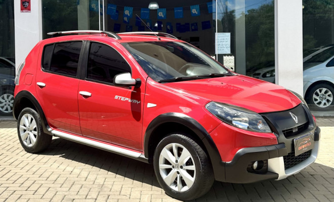 Renault SANDERO STEPWAY Hi-Flex 1.6 16V 5p Aut. 2013 Flex-1