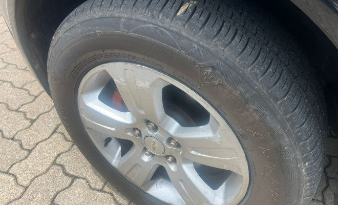 GM - Chevrolet CAPTIVA SPORT AWD 3.6 V6 24V 261cv 4x4 2008 Gasolina-10