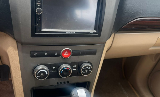 GM - Chevrolet CAPTIVA SPORT AWD 3.6 V6 24V 261cv 4x4 2008 Gasolina-5