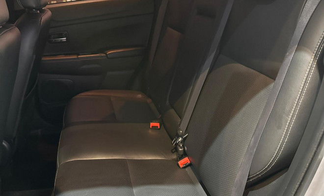 Mitsubishi ASX 2.0 16V 4x4 160cv Aut. 2014 Gasolina-12