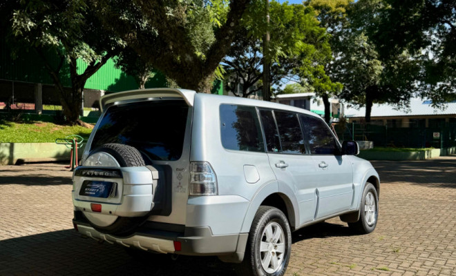 Mitsubishi Pajero Full GLS/GLS/PKHPE 3.2 Dies.TI 5p 2008 Diesel-13