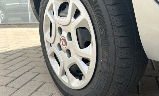 Fiat UNO VIVACE Celeb. 1.0 EVO F.Flex 8V 5p 2011 Flex-3