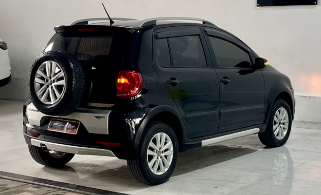 VW - VolksWagen CROSSFOX 1.6 Mi Total Flex 8V 5p 2013 Flex-16