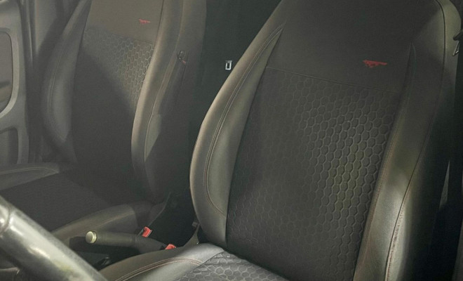 VW - VolksWagen CROSSFOX 1.6 Mi Total Flex 8V 5p 2013 Flex-12