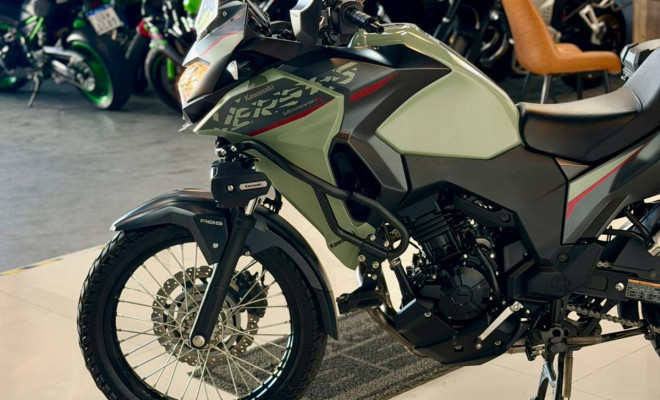 KAWASAKI Versys-X 300 TOURER 2023 Gasolina-13